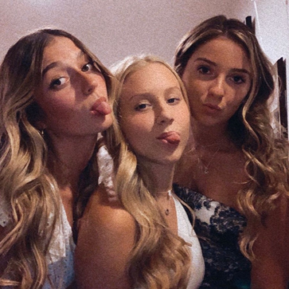 Meet your Posher, Jenna